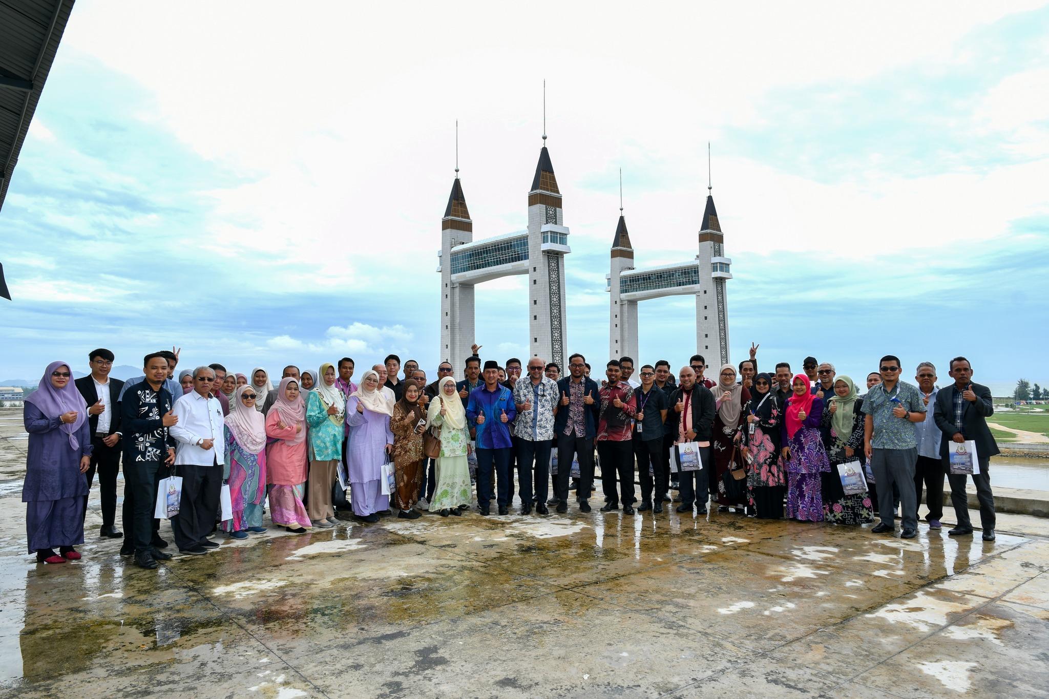 Sesi Libat Urus dan Taklimat Pengurusan Fasiliti (FM)