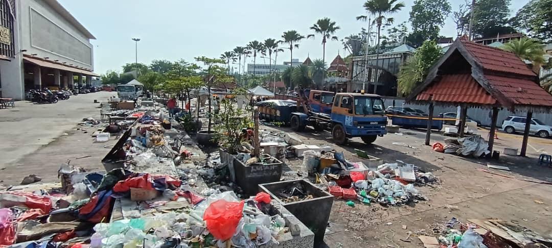 GOTONG-ROYONG DI PASAR PAYANG